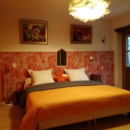 Bed and breakfast Des Sorcieres - *