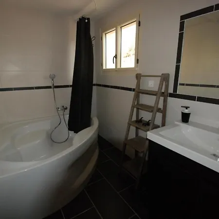Bed and breakfast Des Sorcieres - *